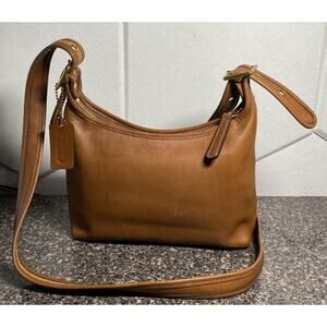 Coach Vintage 9136 Crossbody Bag GUC